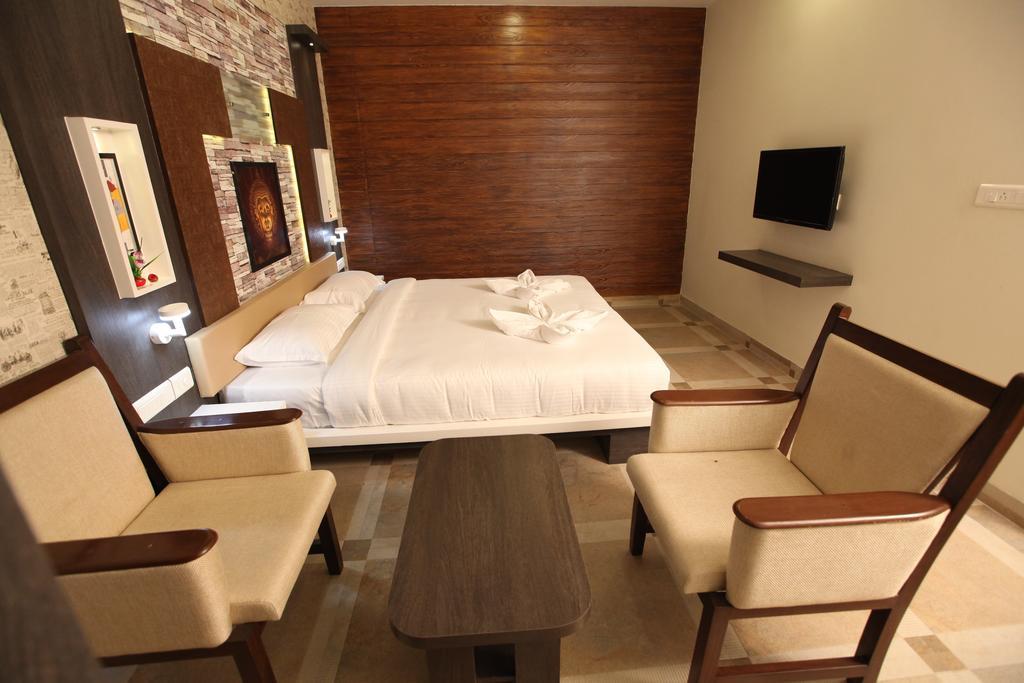 Hotel Mmr Gardens à Madurai Extérieur photo